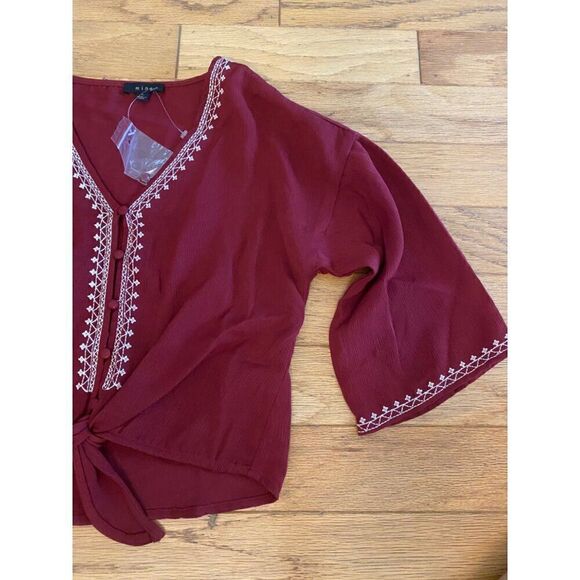 NWOT MIne Boho-Style Maroon Blouse With Embroidered V-Neck & Front Tie Size L - Picture 6 of 9